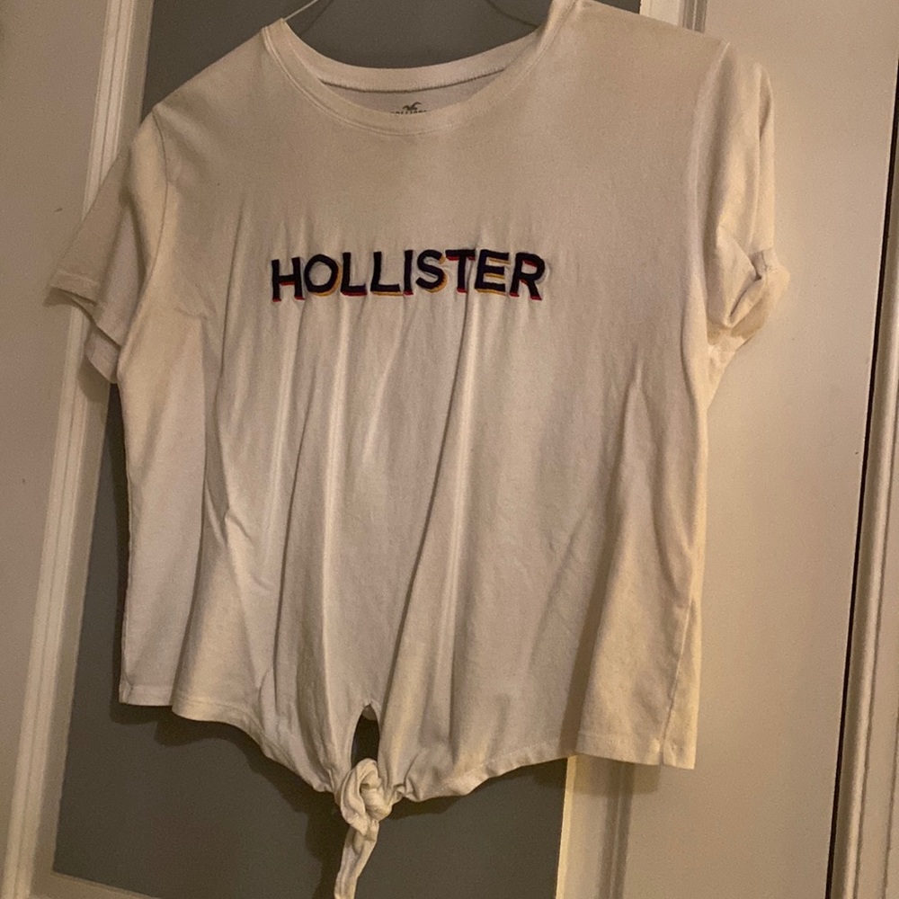 White Hollister shirt